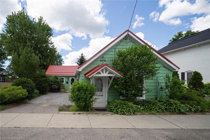 1045 Bay Street — photo 1