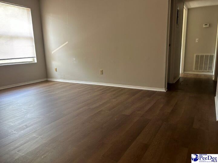 Property Photo:  513-G S Coit Street  SC 29501 
