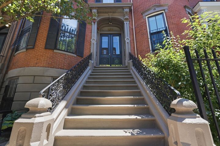 Property Photo:  754 Tremont St 4  MA 02118 