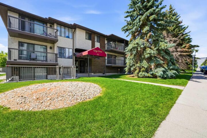 611 67 Avenue SW 102 — photo 1