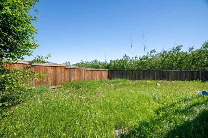 Property Photo:  125 Amberwood Court  AB T9J 1E3 