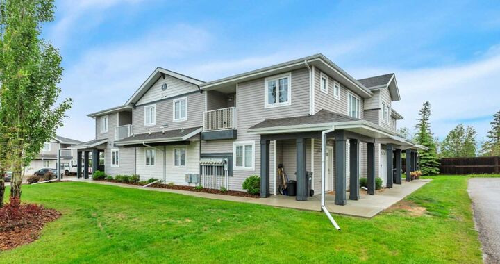 Property Photo: 43 Reid Court 200 AB T4S 0K1