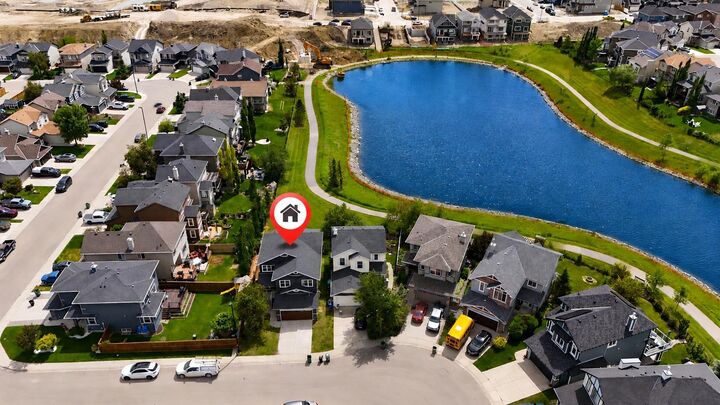 Property Photo: 438 Sagewood Park SW AB T4B 3A9