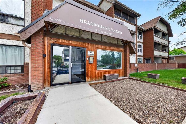 Property Photo: 1712 38 Street SE 203 AB T2A 1H1