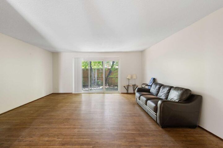Property Photo: 1305 Glenmore Trail SW 303 AB T2V 4Y8
