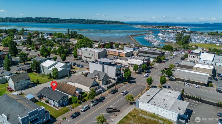 Property Photo:  349  H Street  WA 98230 