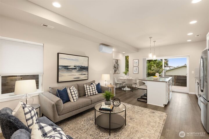 Property Photo:  3928 S Findlay Street  WA 98118 