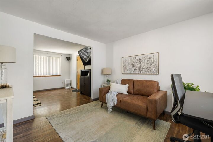 Property Photo:  21 NE Admiral Drive  WA 98528 