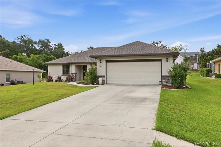 Property Photo:  2834 N Canterbury Lake Drive  FL 34442 