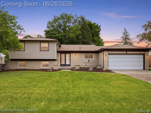 Property Photo:  17418 Country Club Drive  MI 48152 