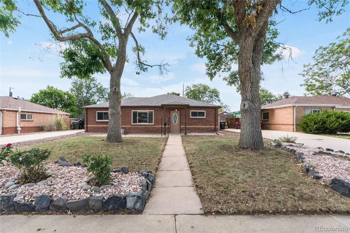 Property Photo:  1560 Pueblo Court  CO 80229 