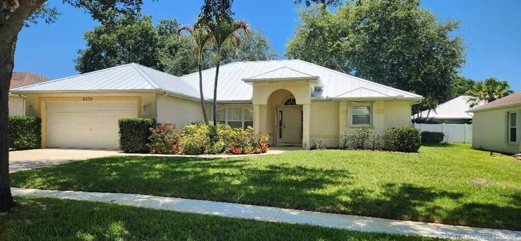 Property Photo:  8253 Sandpine Circle  FL 34952 