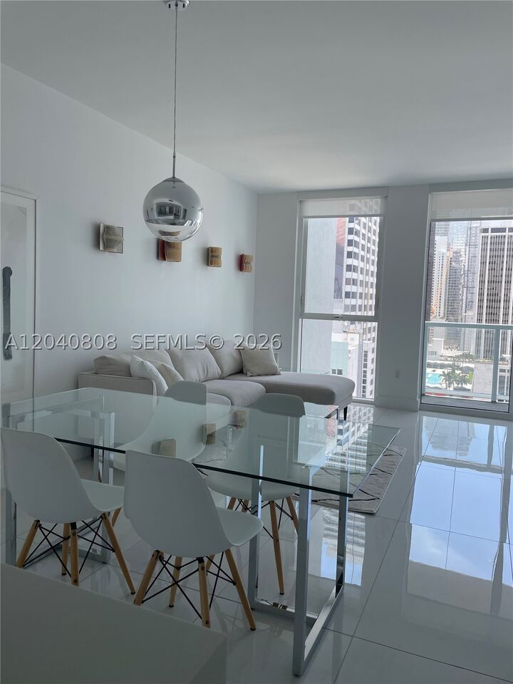 Property Photo: 244 Biscayne Blvd 2005 FL 33132