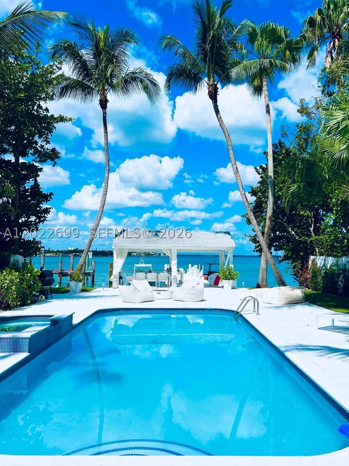 Property Photo: 8300 Hawthorne Ave FL 33141