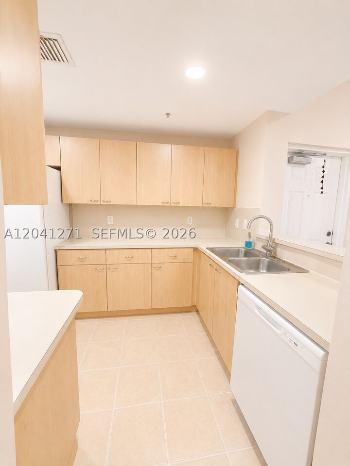 Property Photo:  6670 NW 114th Ave 603  FL 33178 
