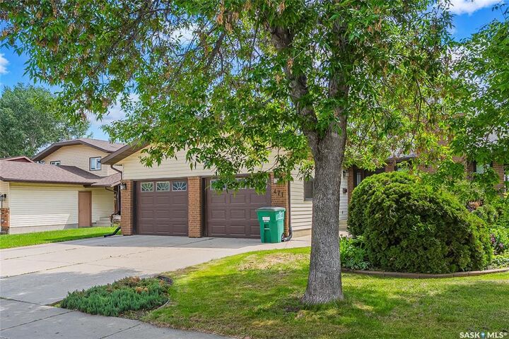 Property Photo:  471 Wakabayashi Crescent  SK S7K 7M6 