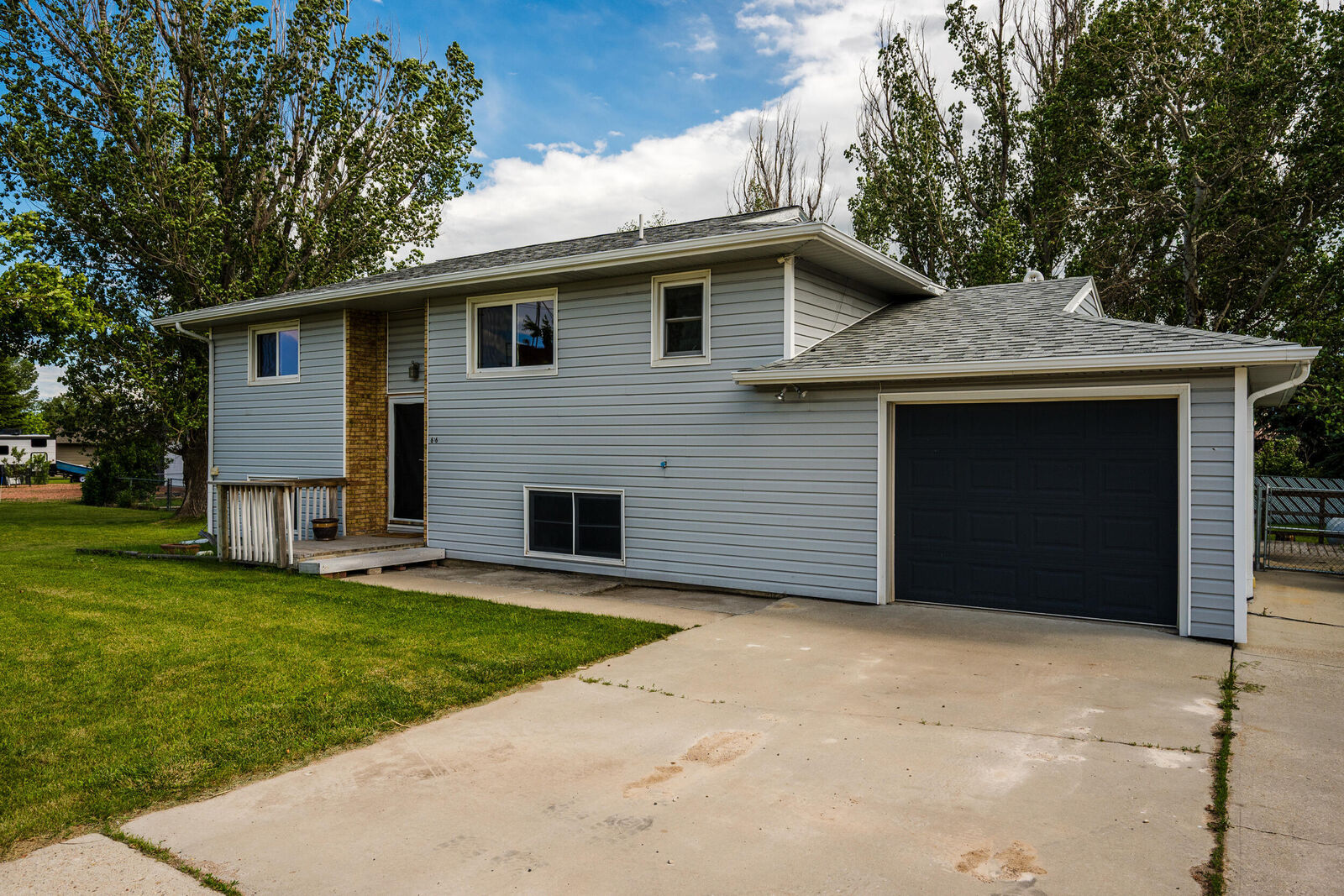 Property Photo: 616 Railway Street WY 82839