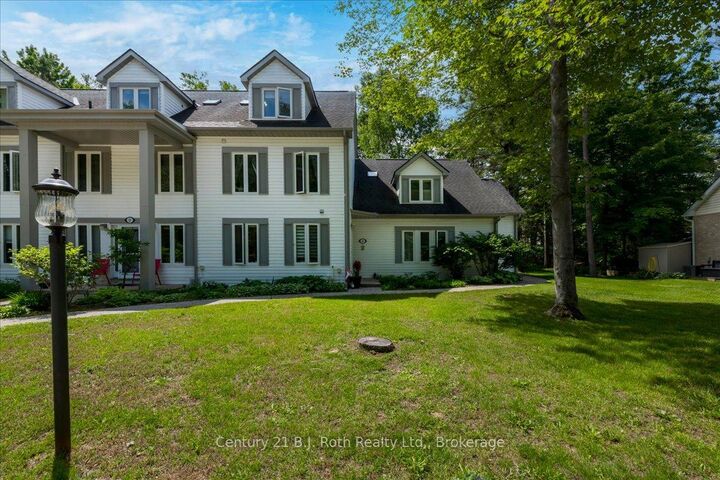 22 Wasaga Woods Circle B7 — photo 1