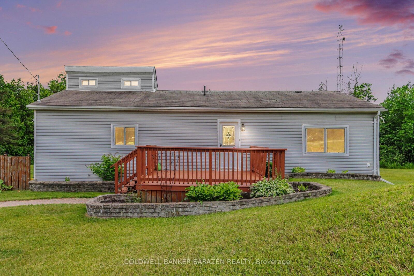 Property Photo: 2695 Rosedale Road ON K7A 4S4