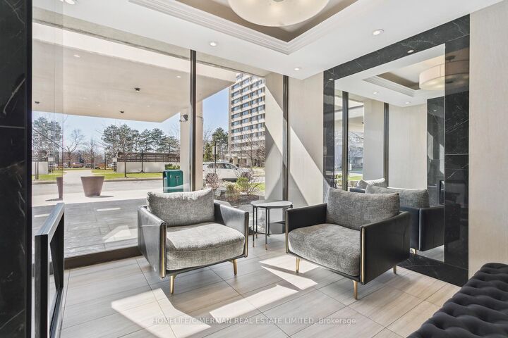 Property Photo: 725 Don Mills Road 906 ON M3C 1S6