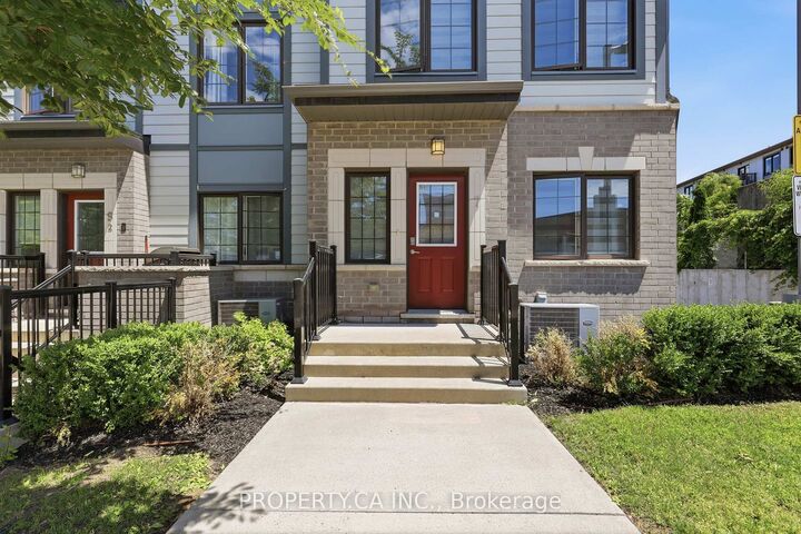 Property Photo:  7 Forbes Avenue  ON M6M 0B5 
