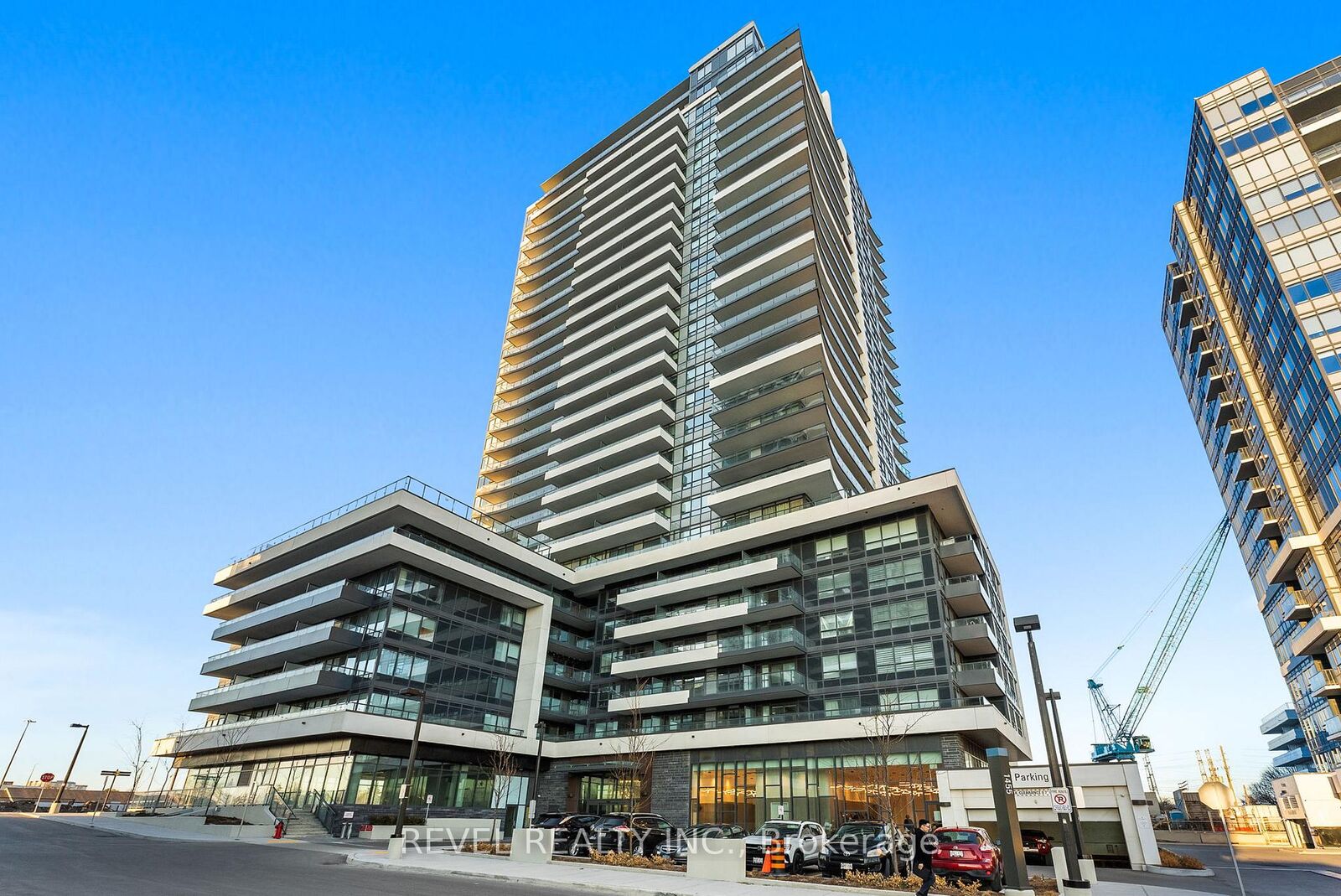 Property Photo: 1455 Celebration Drive 1704 ON L1W 0C3