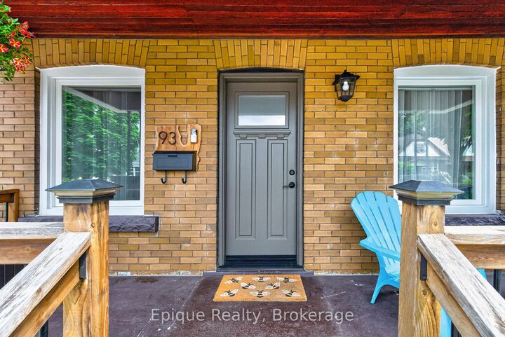Property Photo: 93 Graham Avenue S ON L8K 2M2