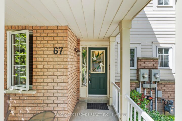 Property Photo:  67 Regatta Crescent  ON L1N 9W5 