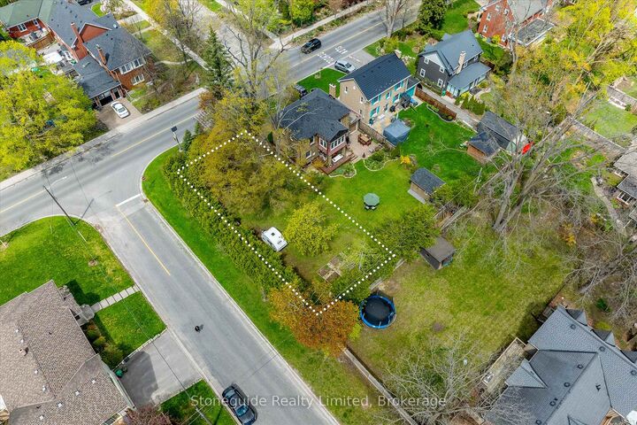 665 Weller Street — photo 1