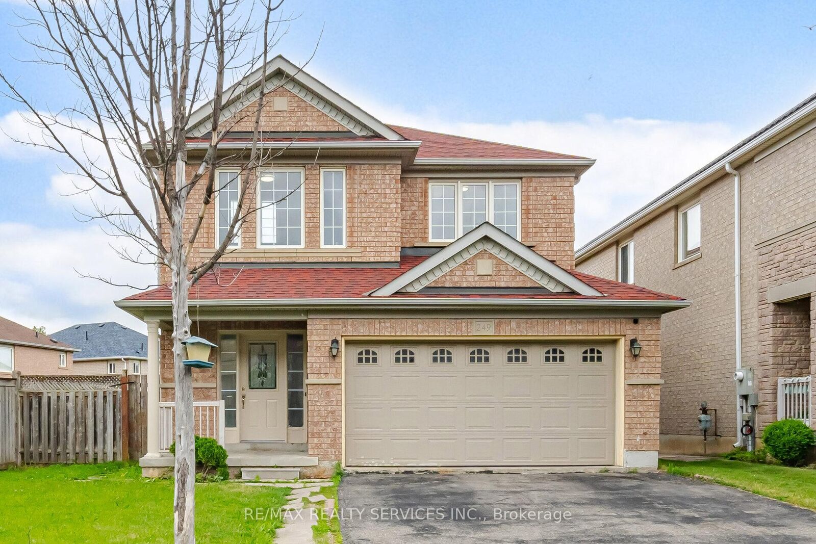 Property Photo: 249 Sunny Meadow Boulevard ON L6R 2Y4