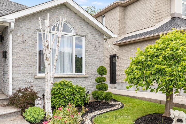 Property Photo: 16 Lois Lane ON N1K 1W7