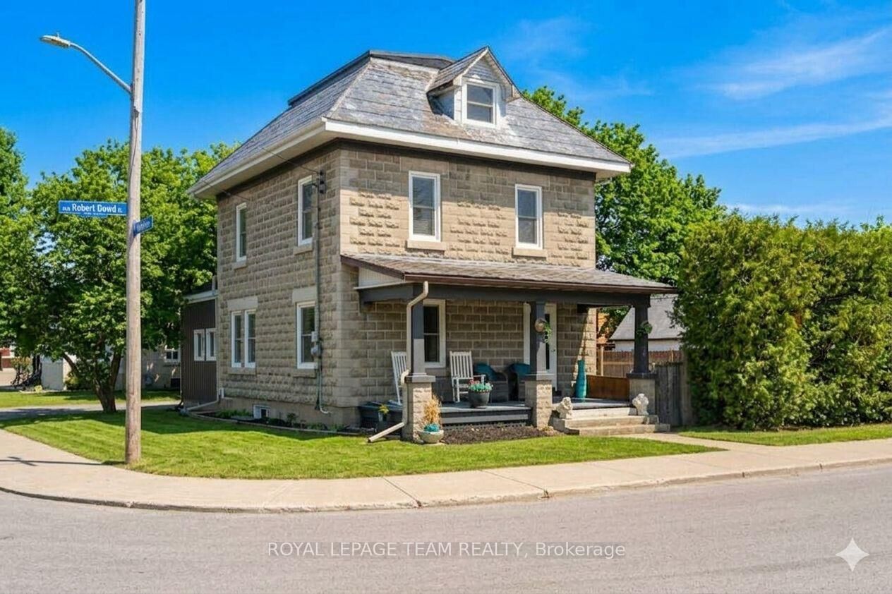 Property Photo:  5529 Lion Street  ON K0A 2W0 
