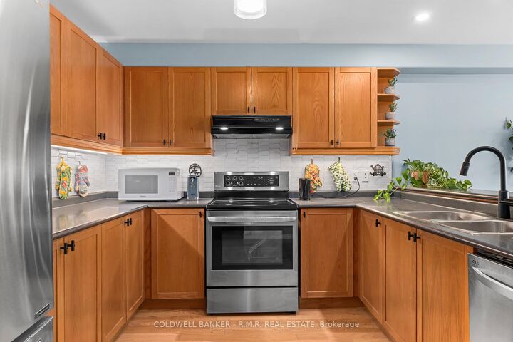 Photo de la propriété:  1294 Haggis Drive  ON K9K 2S9 