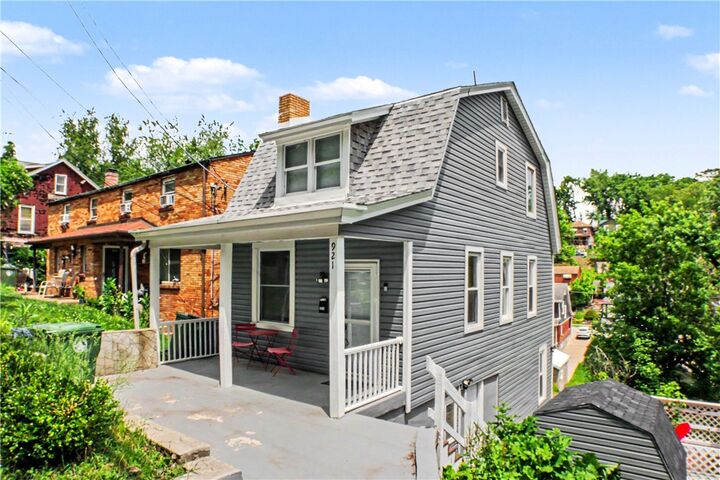Property Photo:  921 Saint Anne St  PA 15234 