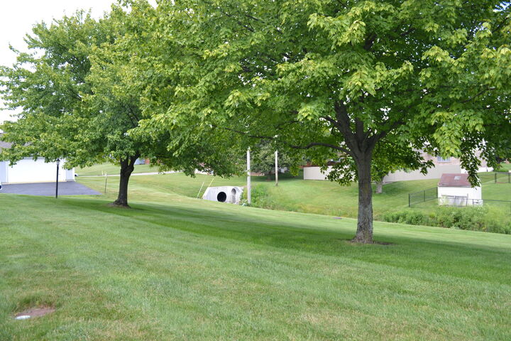 Property Photo:  4430 E Ridgewood Road  OH 45503 