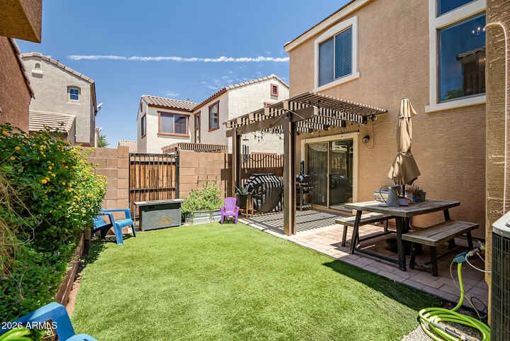 Property Photo:  2563 E Bart Street  AZ 85295 