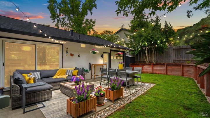Property Photo:  34 Brown Drive  CA 94947 