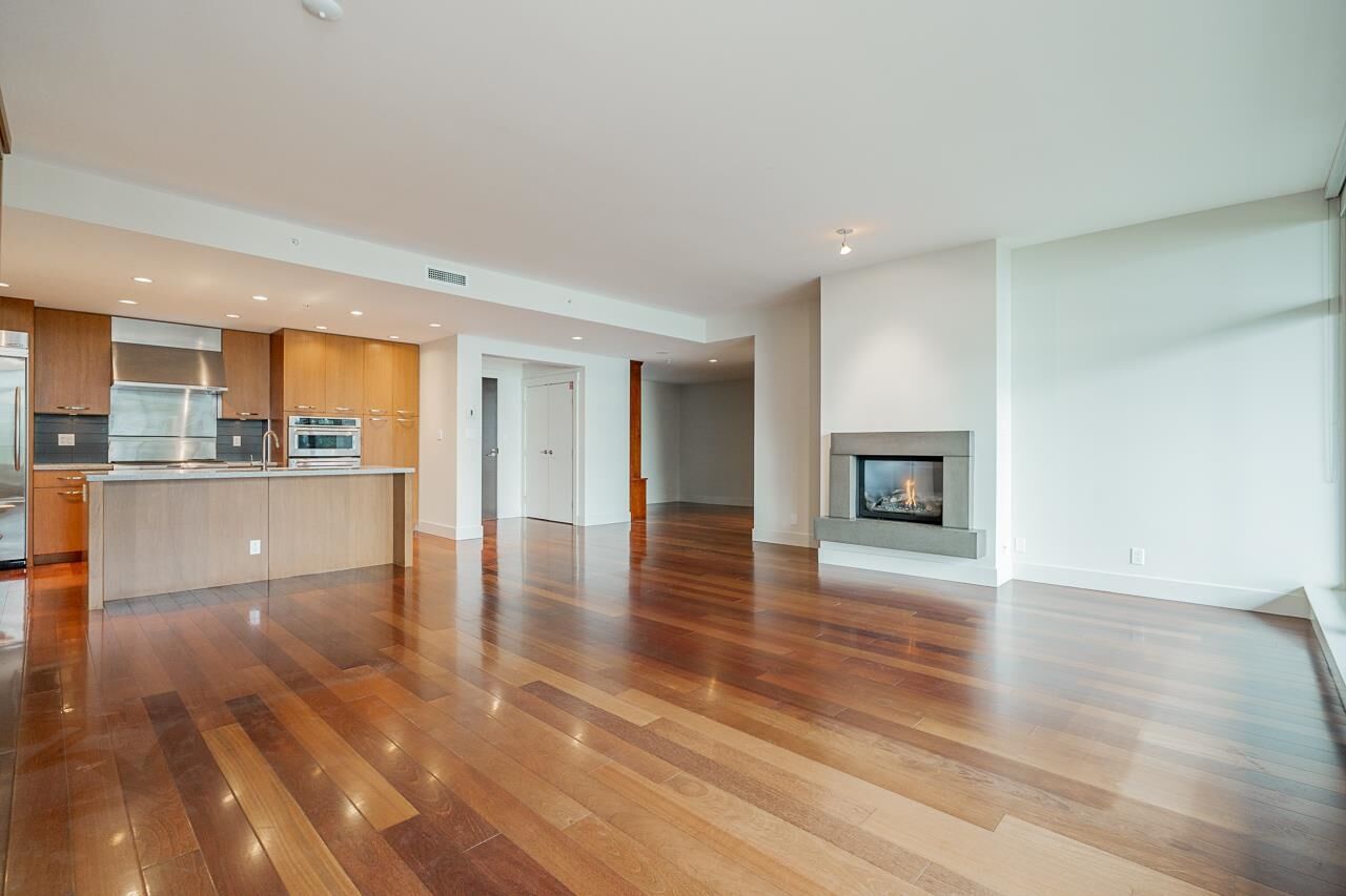 Property Photo:  3335 Cypress Place 502  BC V7S 3J8 