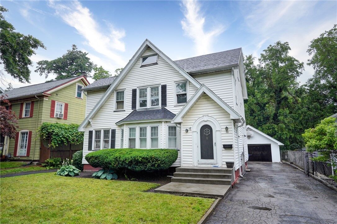 Property Photo: 70 Kemphurst Road NY 14612
