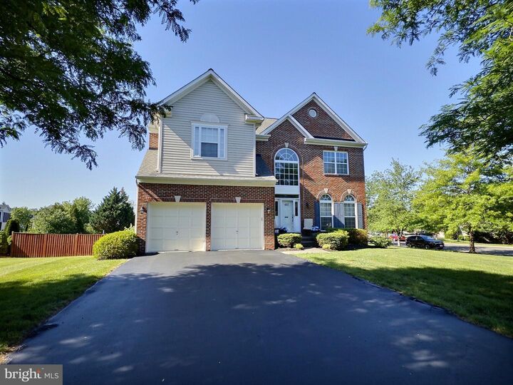 Property Photo:  602 Shanks Evans Road NE  VA 20176 