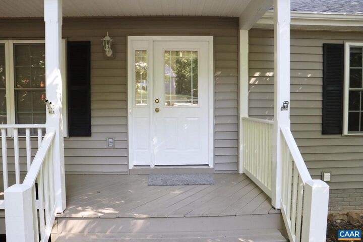 Property Photo:  3 Sioux Ct  VA 22963 