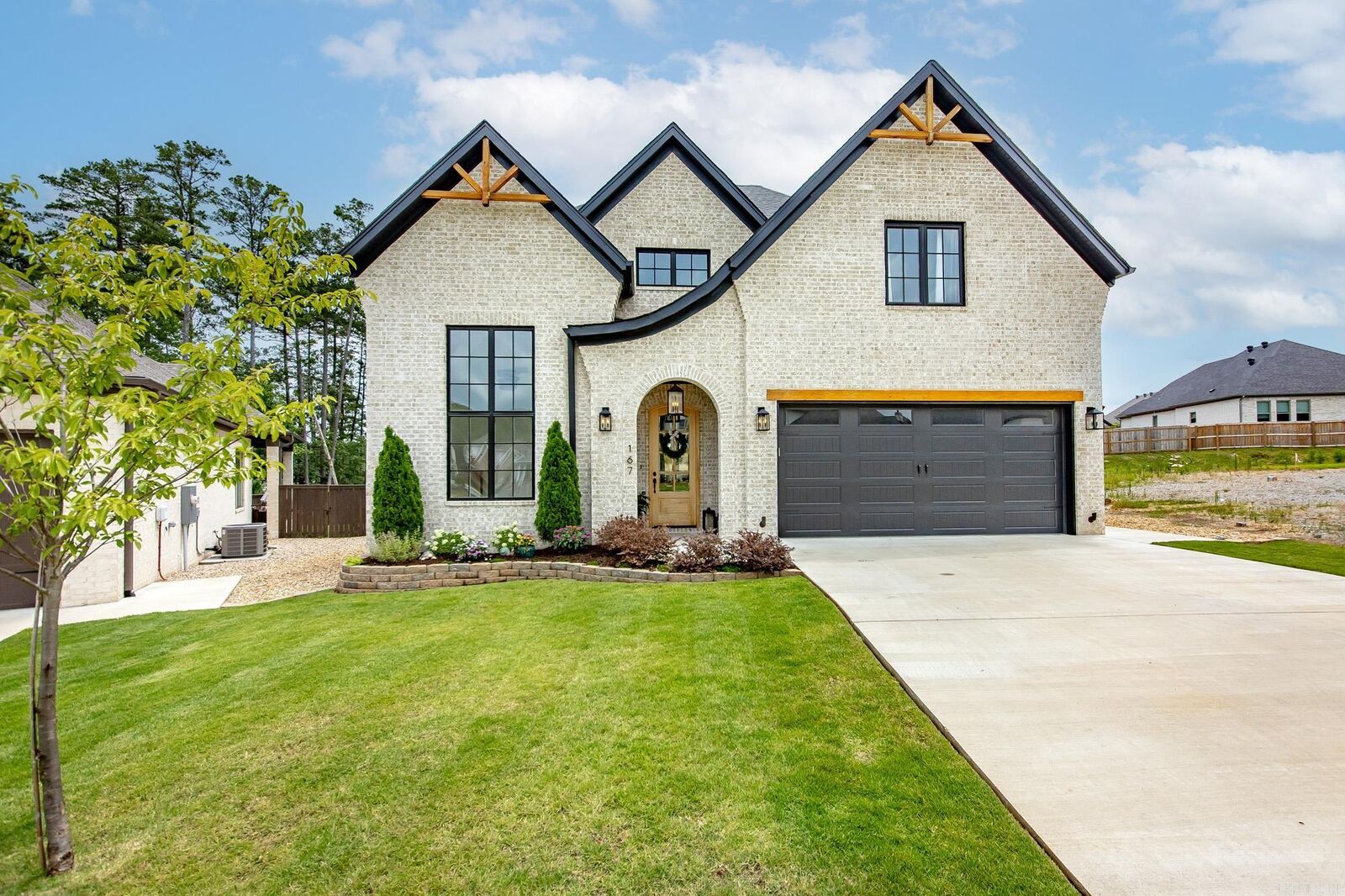 Property Photo: 167 Fletcher Ridge Drive AR 72223
