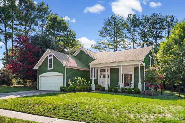 Property Photo:  12210 Landing Green Drive  NC 28277 
