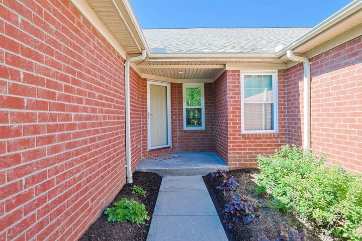 Property Photo: 3939 Olde Savannah Drive OH 45247