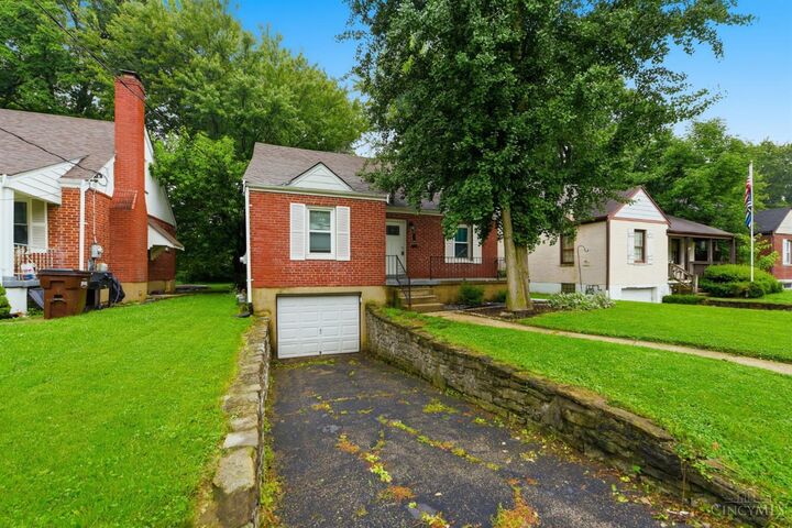 Property Photo:  6924 Gloria Drive  OH 45239 