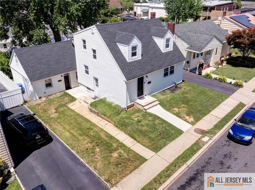 Property Photo:  41 Paul Street  NJ 08863 