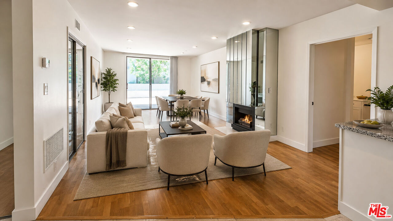 Property Photo: 1401 Valley View Rd CA 91202
