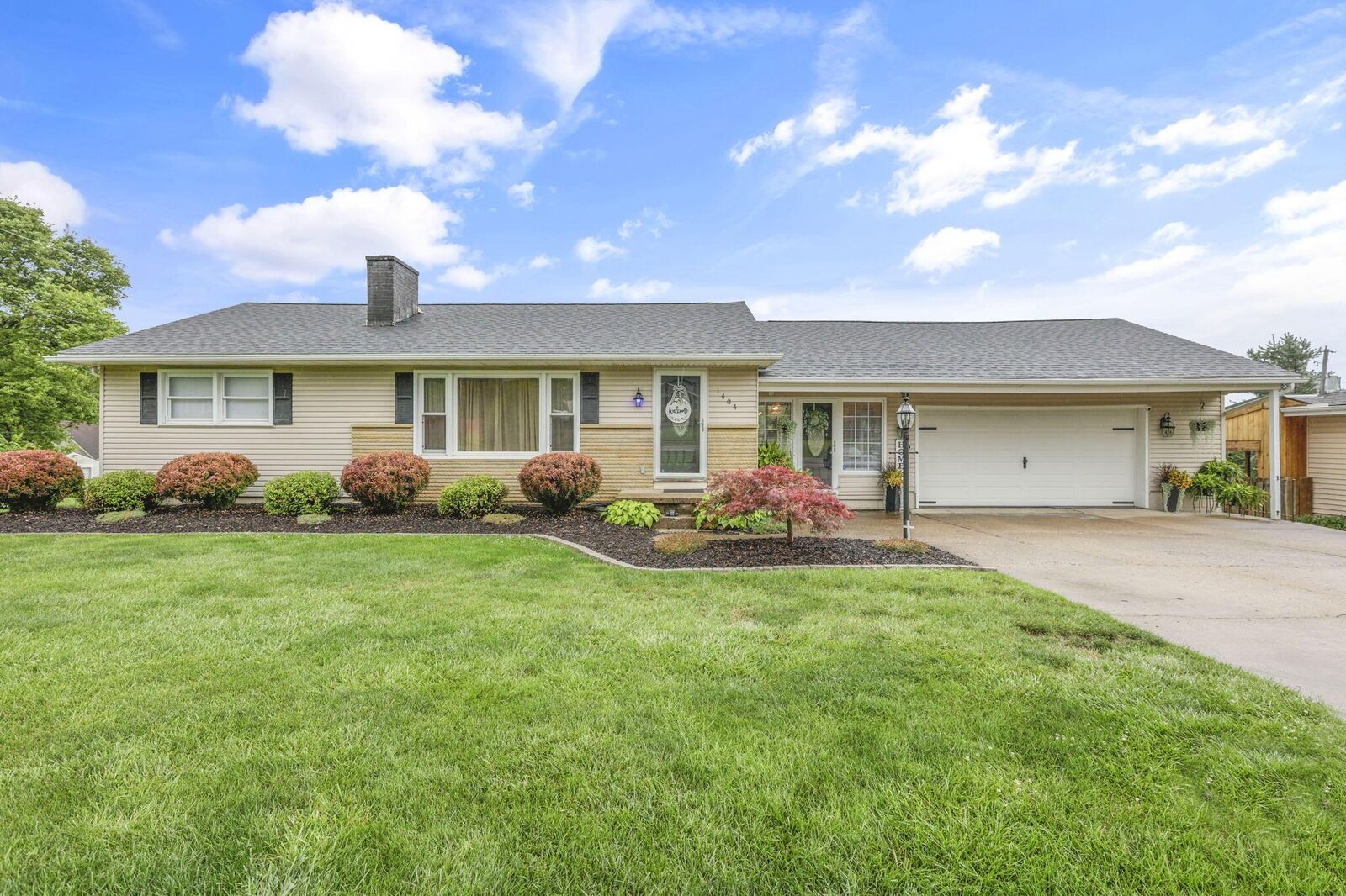 Property Photo: 1404 Pleasantville Road OH 43130
