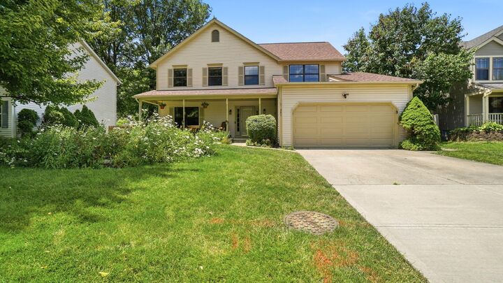 Property Photo: 351 Mulberry W Way OH 43082