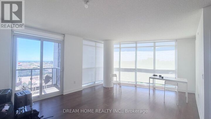 Property Photo:  9 Valhalla Inn Road 1504  ON M9B 0B2 